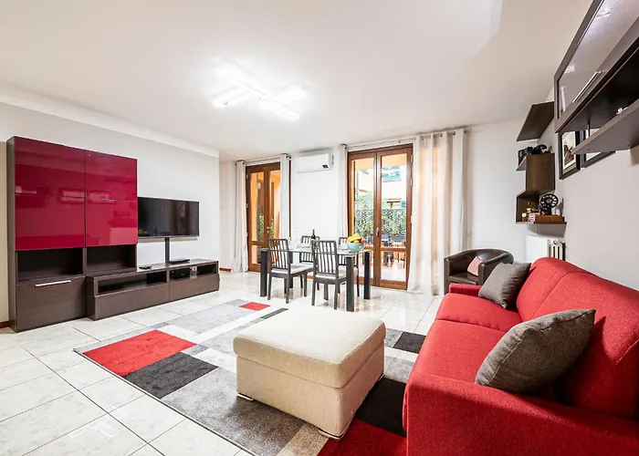 "Once Upon A Time" Cherubini Palace Thematic Apartments Free Parking